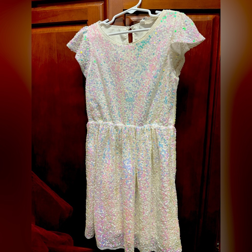 H&M white iridescent sequin dress. holidays, Halloween angel or fairy costume.